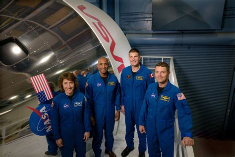 NASA announces Artemis II crew as rocket's core stage completes assembly - RocketSTEM