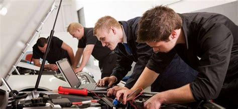 Auto Electrician jobs and working on motorised vehicles | Job Mail Blog