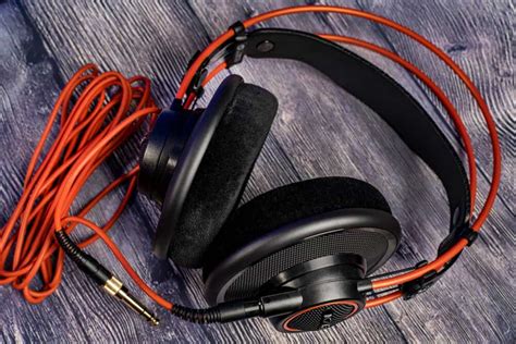 AKG K712 Pro headphones review - Higher Hz