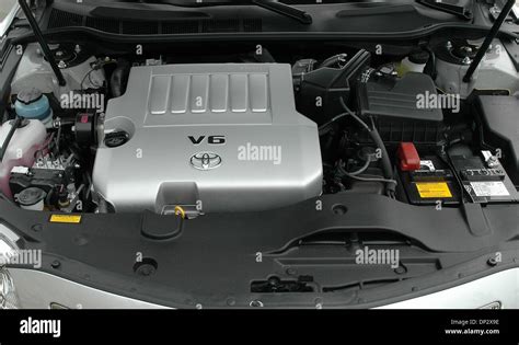 Jun 12, 2006; Los Angeles, CA, USA; 2007 Toyota 3.5 liter V6 engine ...