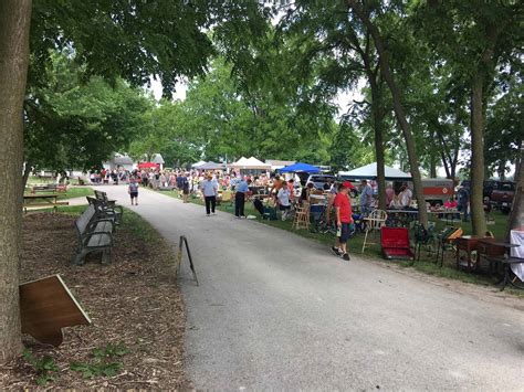 The 12 Best Flea Markets in Illinois - Flea Market Insiders