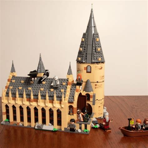 LEGO Harry Potter Hogwarts Great Hall Kit Review: Like Magic