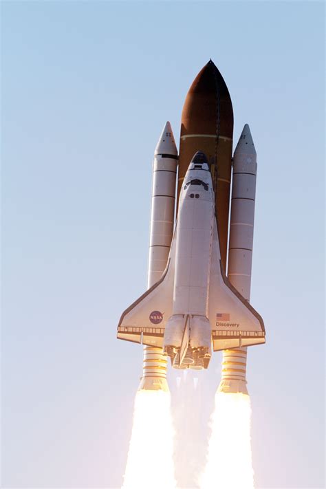 Space Shuttle Discovery: Final Flight | Smithsonian Institution