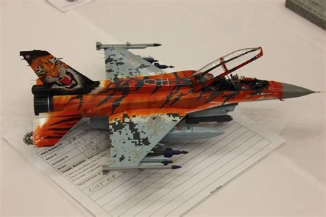 Awesome paint. Model Aircraft, Aircraft Modeling, Scale Model Kits, Scale Models, Model ...