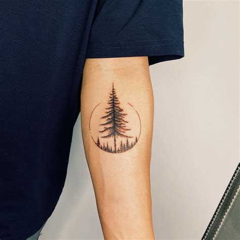 Aggregate more than 79 moon and pine tree tattoo - in.cdgdbentre