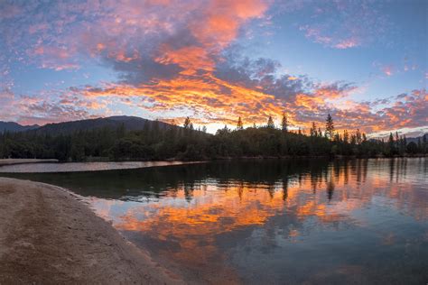 Tonight's Sunset from Brandy Creek Beach at Whiskeytown Lake in Northern California. [OC ...