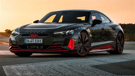 Watch The Audi RS E-Tron GT Hit 60 MPH In 2.88 Seconds