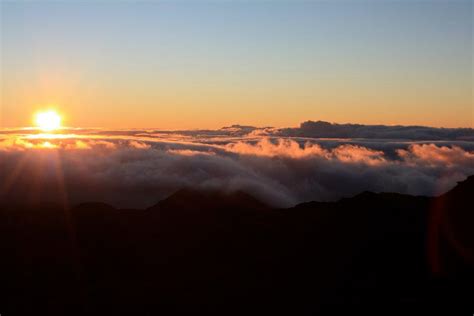 Haleakala Sunrise - Volcano Hopper