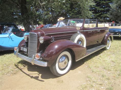 1936 Cadillac Series 80 - Information and photos - MOMENTcar