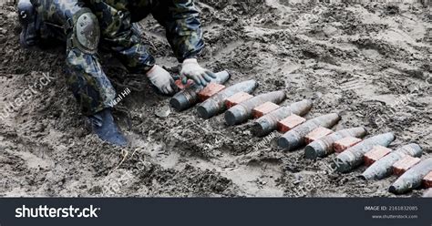 1,901 Explosive ordnance Images, Stock Photos & Vectors | Shutterstock