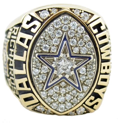 Lot Detail - 1992 Dallas Cowboys Super Bowl Championship Ring – Curvin Richards