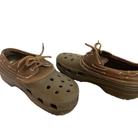 Crocs Islander leather boat shoes mens 6 womens 8 - Gem