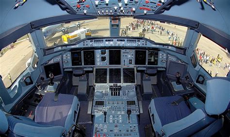 Airbus A380 Cockpit View at Night and Day | Aircraft Wallpaper Galleries