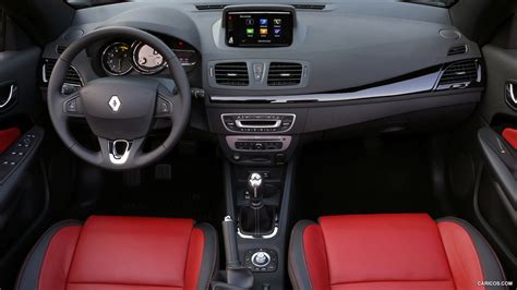 2015 Renault Megane Coupe-Cabriolet - Interior | Caricos