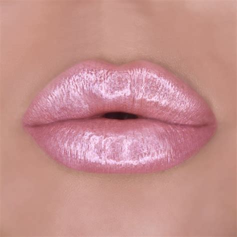 18+ Ide Istimewa Light Lipstick