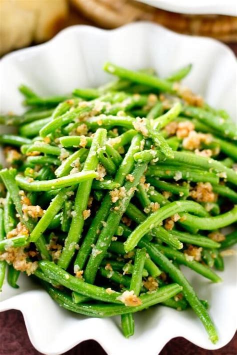 Italian Green Beans Recipe with Parmesan Cheese and Bread Crumbs