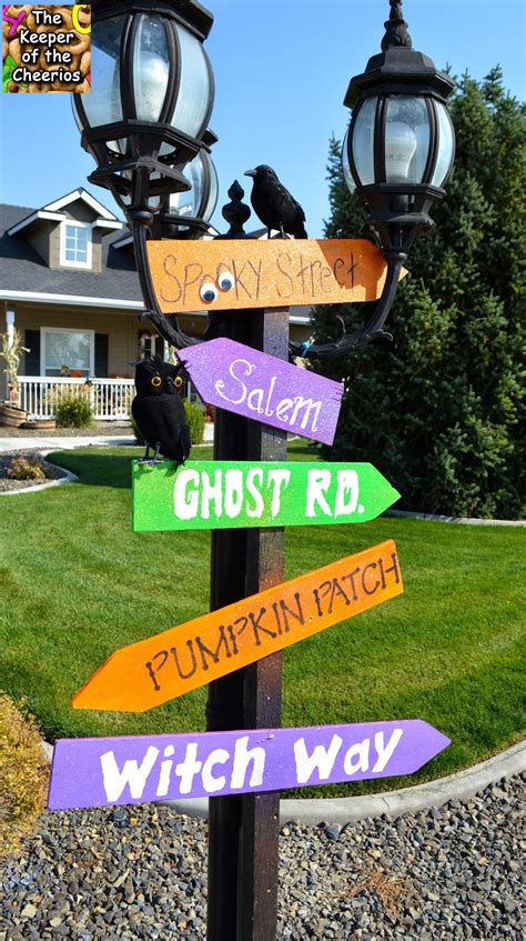 Halloween Yard Sign- made with scrap wood - The Keeper of the Cheerios