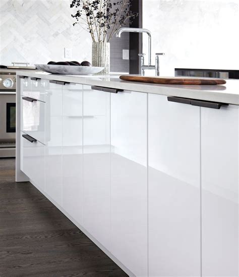 Bringing Your White Kitchen Cabinets To Life - Kitchen Cabinets