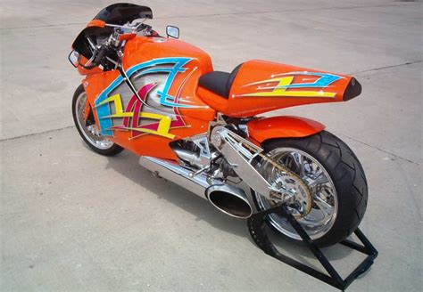 MTT Y2K Superbike (top speed 365 km/h)