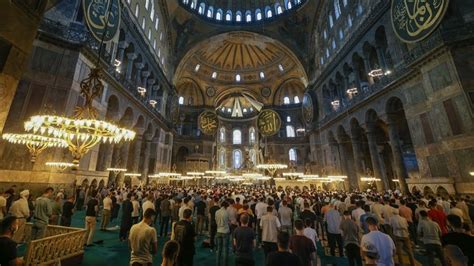 Istanbul’s reverted Hagia Sophia Mosque welcomes millions in a year | Daily Sabah