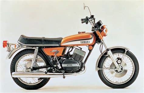 Yamaha RD 250 (1973) technical specifications