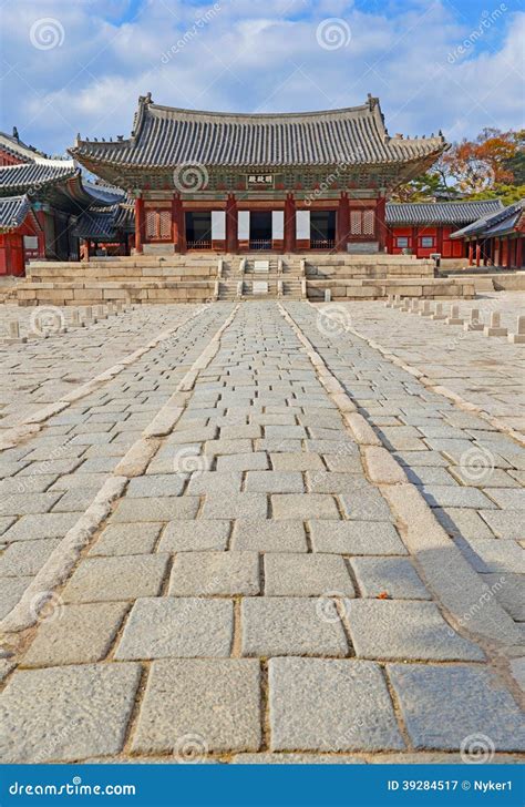 Traditional Architecture in Seoul, South Korea Stock Image - Image of design, orient: 39284517