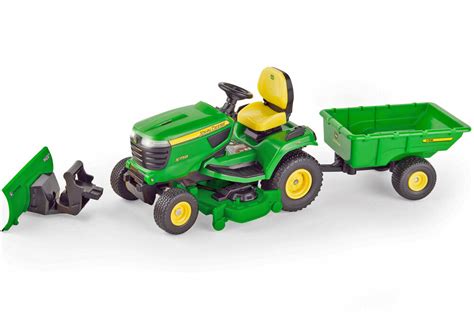 JOHN DEERE X758 LAWN TRACTOR (RIDE ON MOWER) w/ BLADE & TRAILER Big Farm Serie | Collector Models