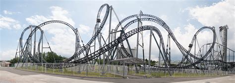 File:Takabisha roller coaster.jpg - Wikimedia Commons