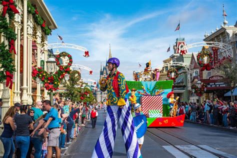 Parade in Main Street USA at the Magic Kingdom, Walt Disney World. Editorial Image - Image of ...