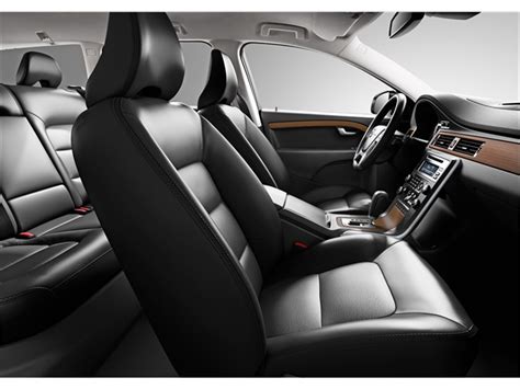 2011 Volvo XC70: 23 Interior Photos | U.S. News