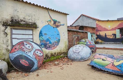 The Eye-catching Murals of Tam Thanh Mural Village in Central Vietnam Editorial Image - Image of ...