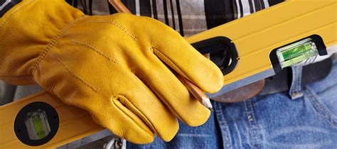 Handling Hand Injuries: How to Choose the Right Work Gloves