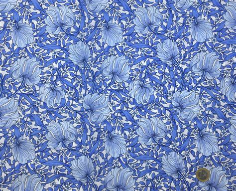 English Pima lawn cotton fabric, priced per 25cm. Foliage, blue jugend