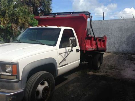 Sell new CHEVY 3500 HD DUMP TRUCK 6.5 L DIESEL in Fort Lauderdale, Florida, United States