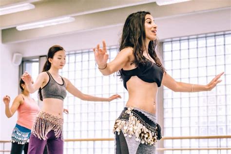 5 Benefits of Belly Dance | City Academy Guides