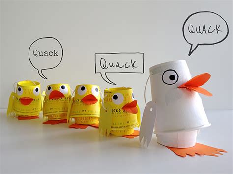 DIY Paper Cup Duck Family Puppets ⋆ Handmade Charlotte