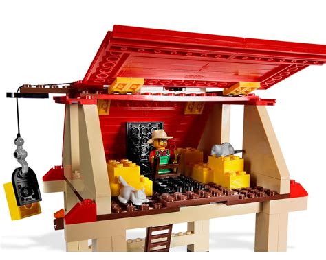 LEGO Set 7637-1 Farm (2009 Town > City > Farm) | Rebrickable - Build ...