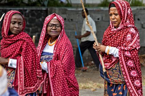 Top 9 Comoros Culture, Customs, and Etiquette - toplist.info