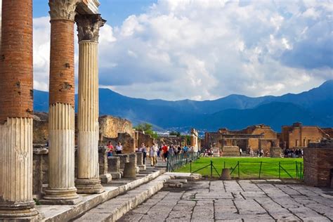 Visiting Pompeii: 13 Top Things to See | PlanetWare