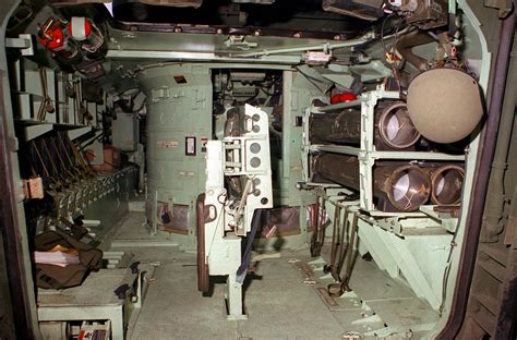 Bradley Fighting Vehicle Interior Pictures | Brokeasshome.com