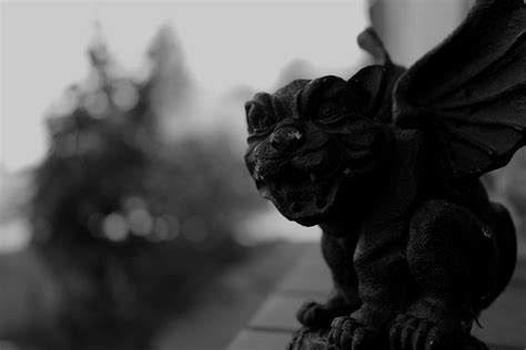 Gargoyle Wallpapers - Top Free Gargoyle Backgrounds - WallpaperAccess