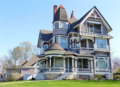 Queen Anne Style Home Revival Architecture, Architecture Old, Stucco Exterior, House Exterior ...