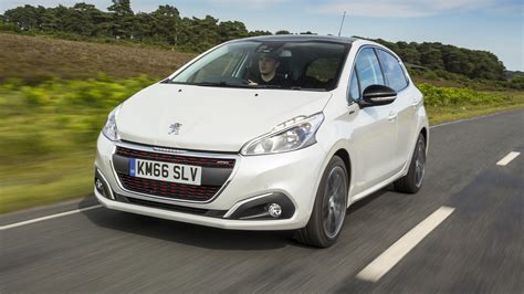 Peugeot 208 Review 2025 | Top Gear