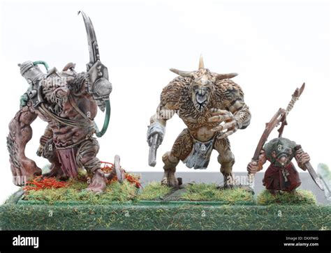 Skaven Rat Ogre + clan Moulder Packmasters painted by photographer ...