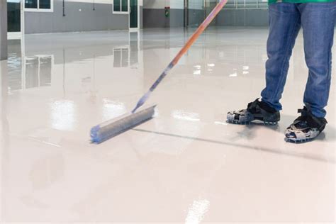 Epoxy Flooring Applicators – Clsa Flooring Guide