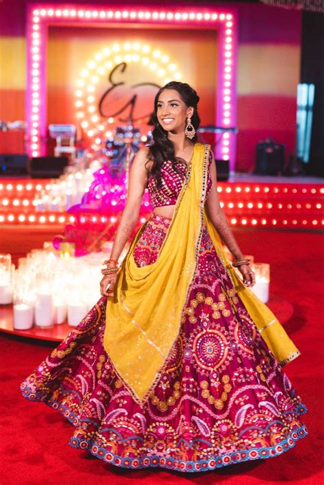 Garba outfit, sangeet lengha | Sangeet outfit, Party wear indian dresses, Garba outfit