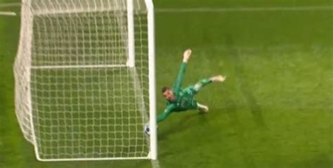 Champions League: David De Gea save video, Manchester United v Young Boys, reaction