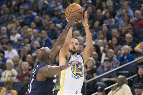 Warrior highlights: Steph Curry has huge first period to open preseason ...