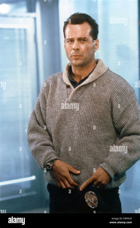 Bruce Willis / Die Hard 2 / 1990 directed by Renny Harlin [20th Century Fox] Stock Photo - Alamy