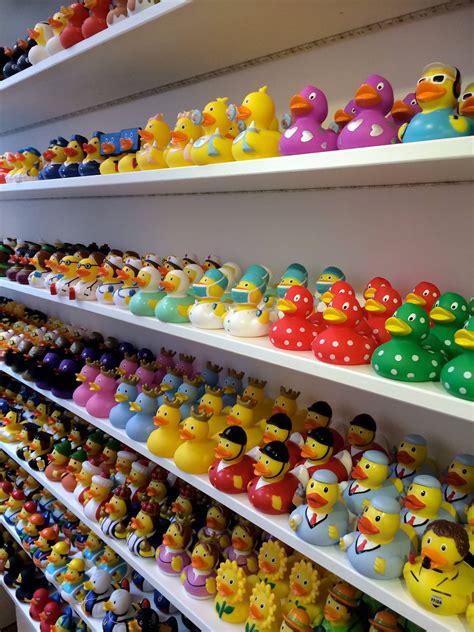 Rubber Ducks Countries | Buy premium rubber ducks online - World wide delivery!